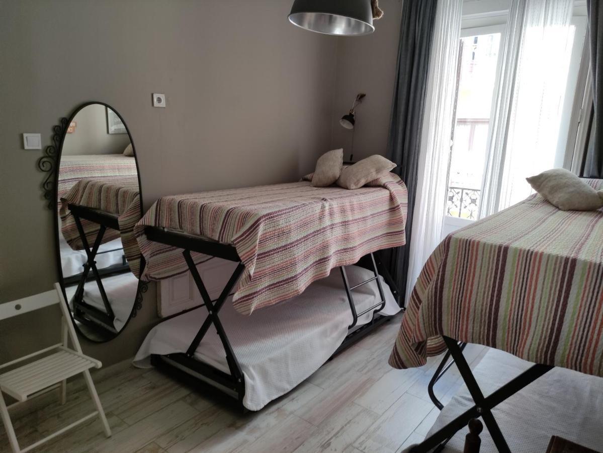 Hostal Hispalense Madrid Exterior photo