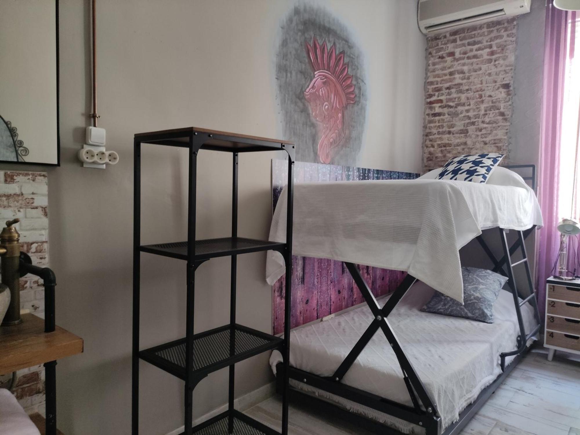 Hostal Hispalense Madrid Exterior photo